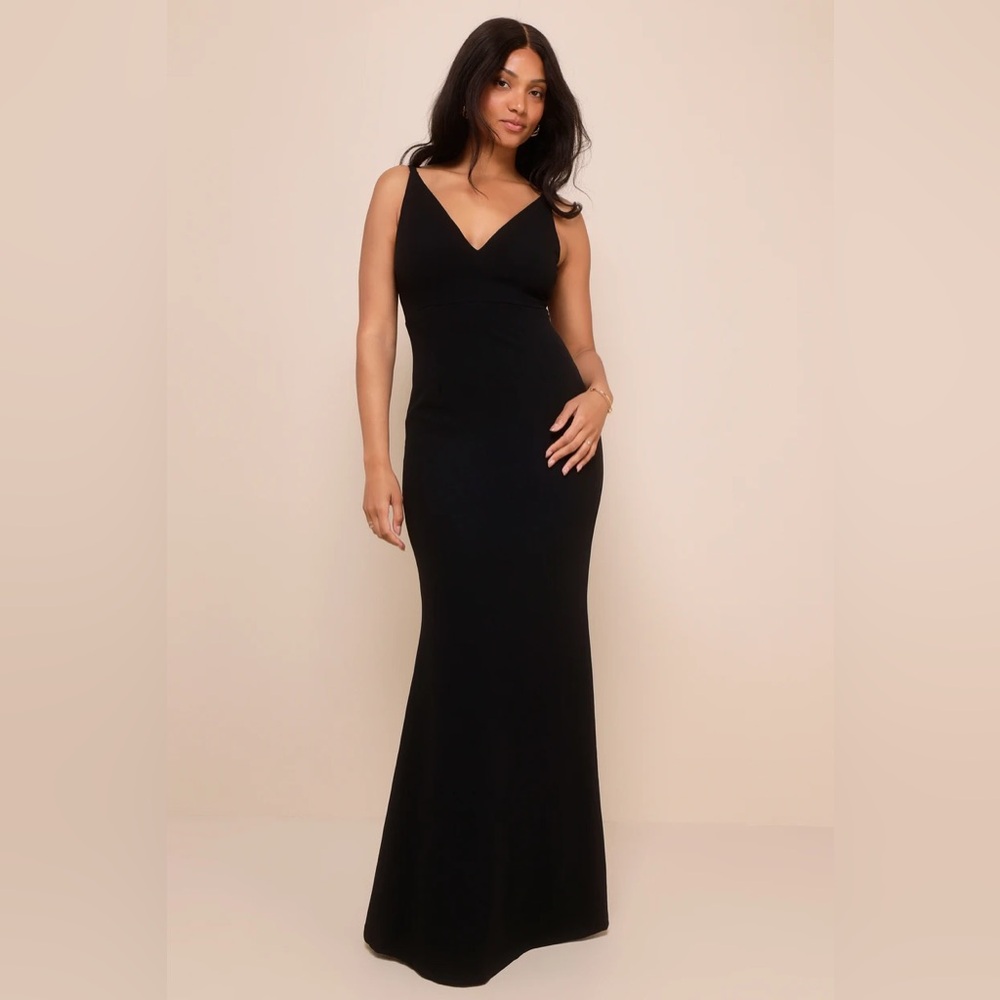 Lulu's Chic Black Dress